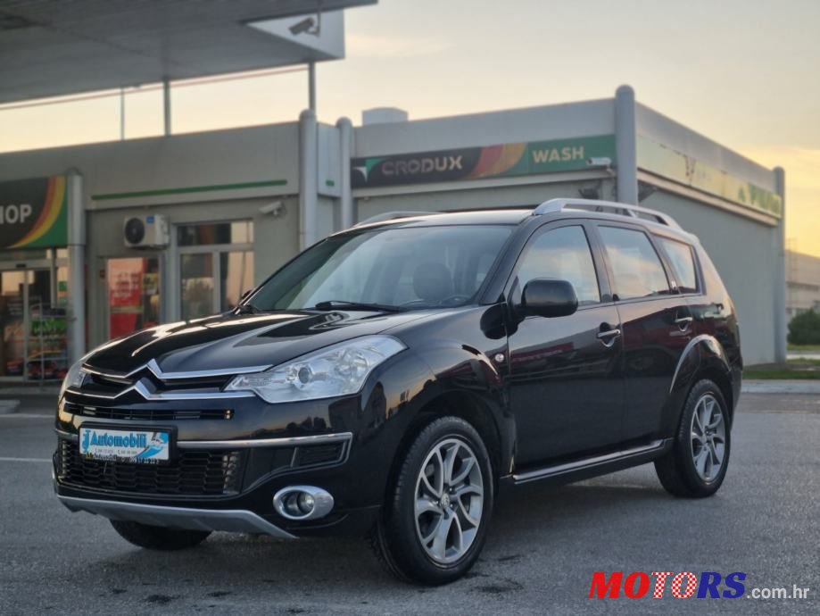 2009' Citroen C-Crosser 2.4 photo #3