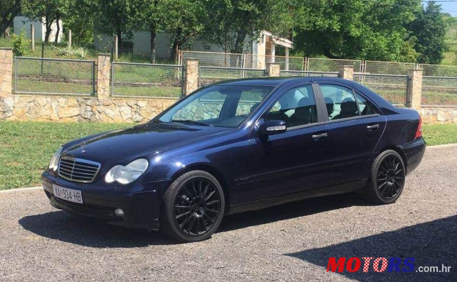 2001' Mercedes-Benz C-Klasa 180 photo #2