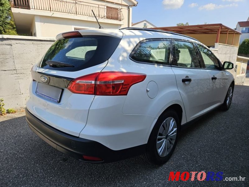 2017' Ford Focus Karavan photo #6