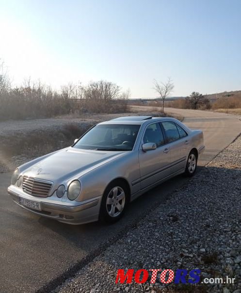 2000' Mercedes-Benz E-Klasa 320 photo #1
