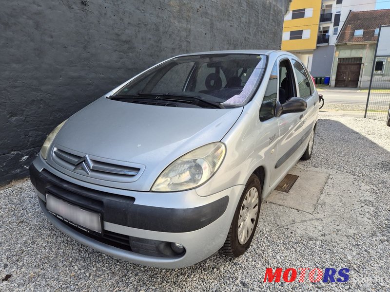 2005' Citroen Xsara Picasso 1,6 I photo #1