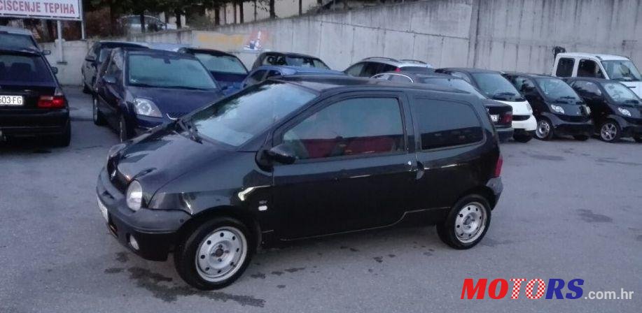 2002' Renault Twingo 1,2 16V photo #1