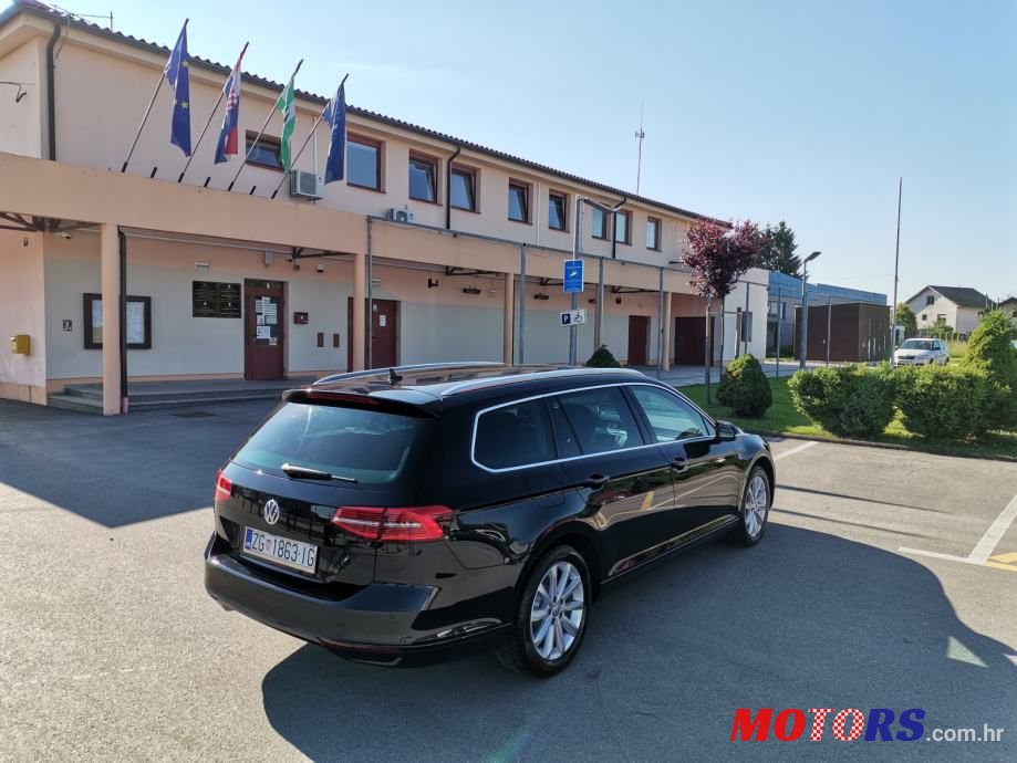 2015' Volkswagen Passat Variant photo #3