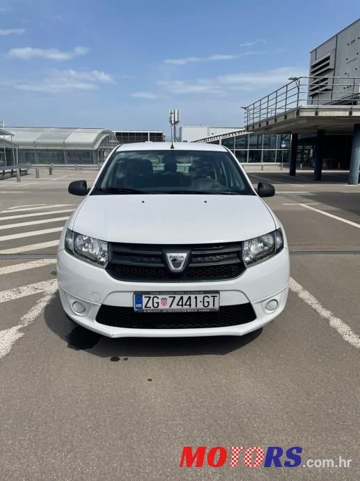 2014' Dacia Sandero photo #3