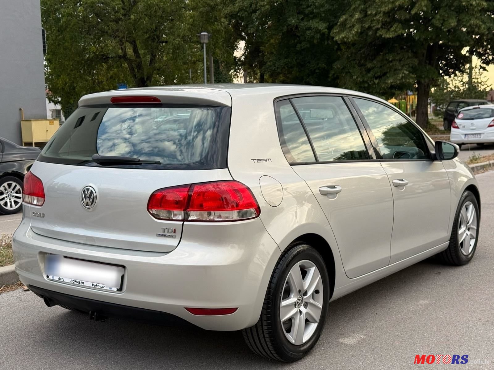 2011' Volkswagen Golf VI 1,6 Tdi photo #4