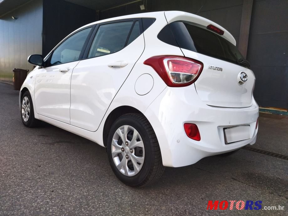 2016' Hyundai i10 1,2 5 photo #3