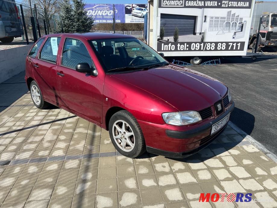 2001' SEAT Ibiza 1,0 photo #3