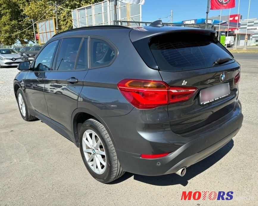 2016' BMW X1 18D photo #4