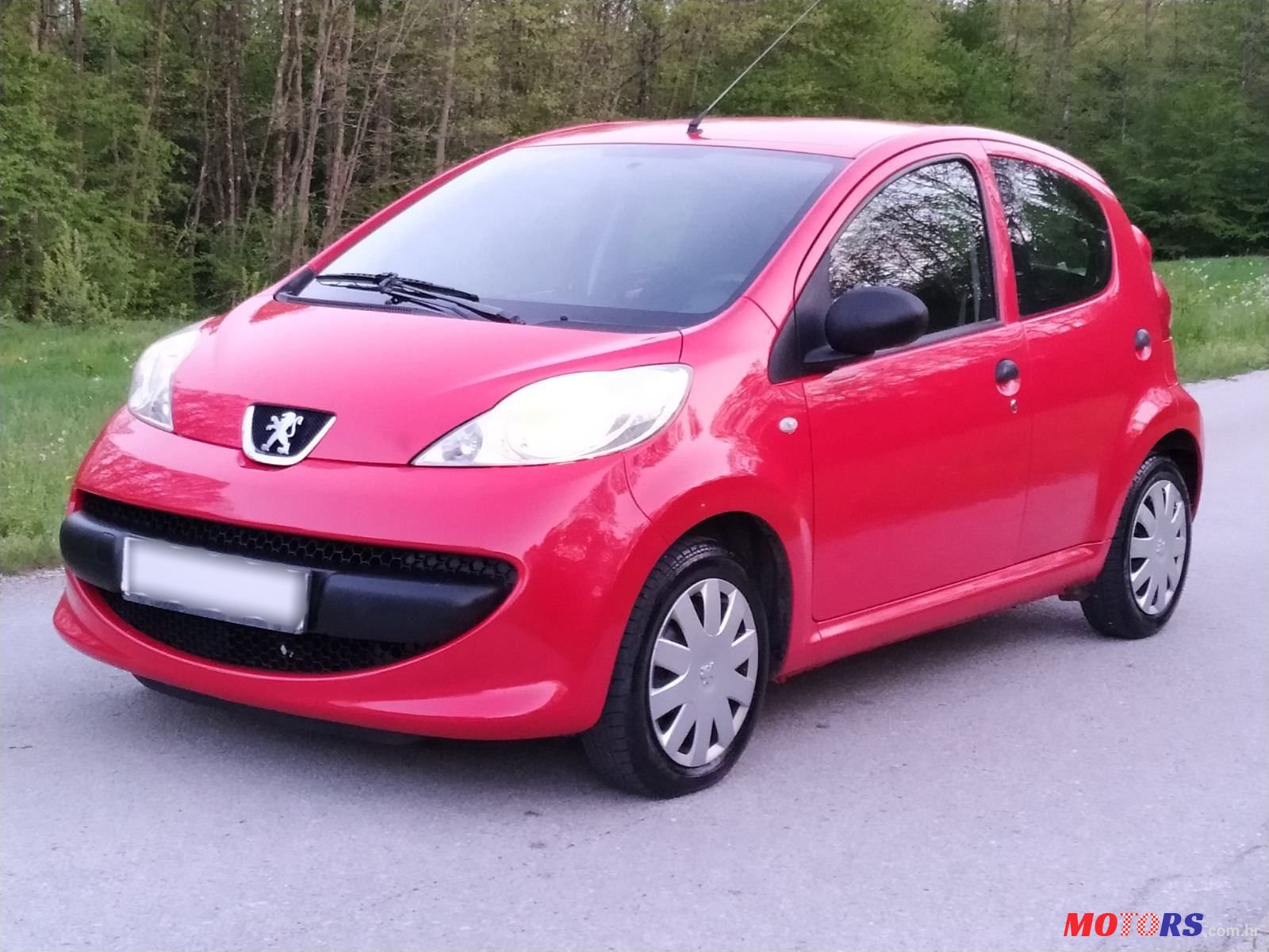 2008' Peugeot 107 1,0 photo #1