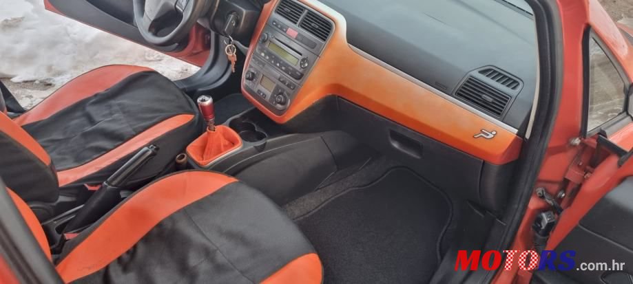 2007' Fiat Grande Punto 1.3 Jtd photo #5