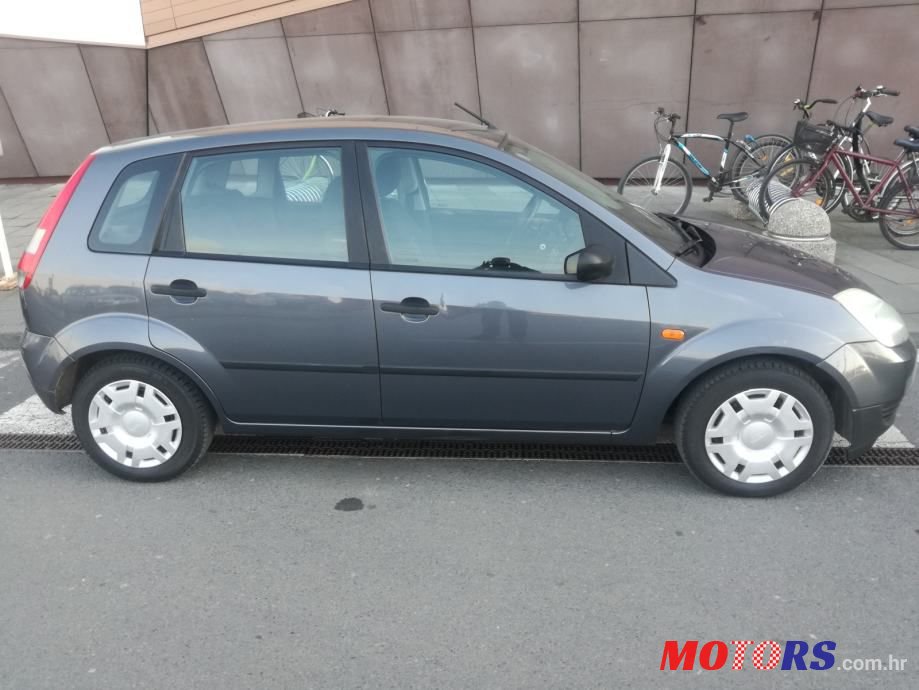 2005' Ford Fiesta 1,6 photo #1