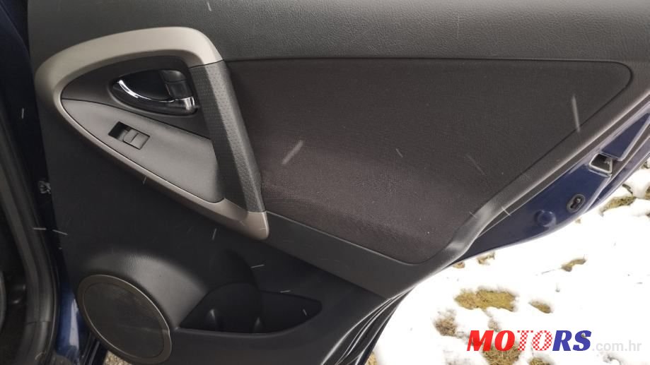 2008' Toyota RAV4 2,2 D-4D photo #2
