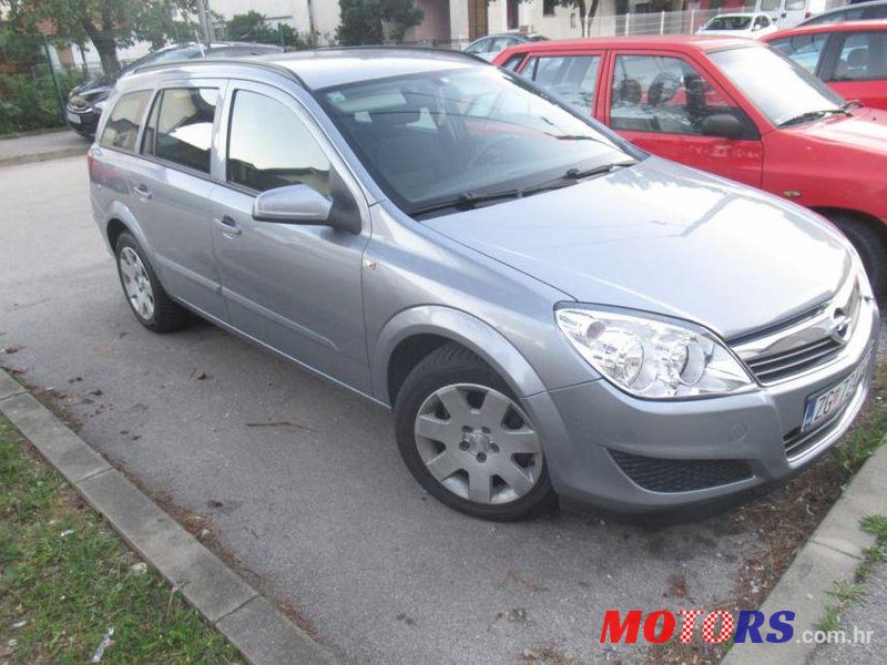 2007' Opel Astra 1,6 16V Sport photo #1