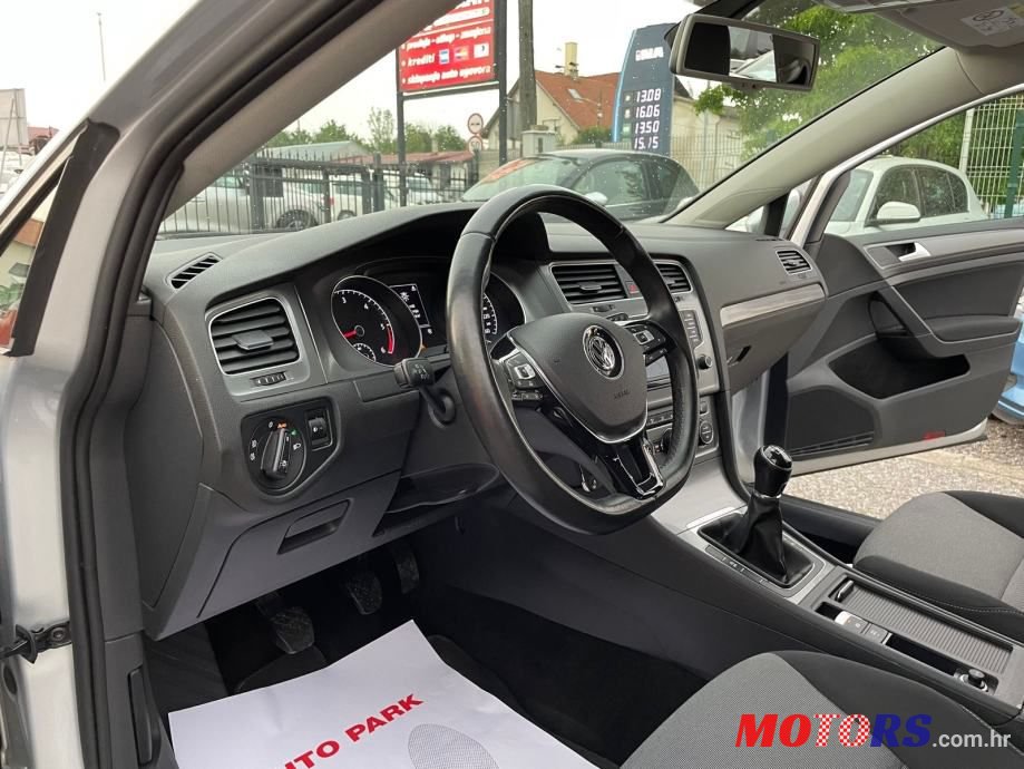 2015' Volkswagen Golf 7 photo #6