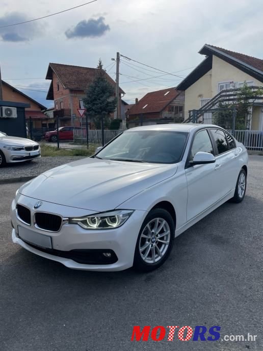 2017' BMW Serija 3 316D photo #3