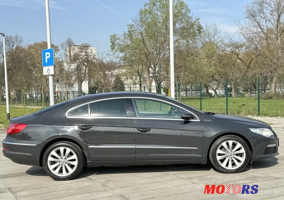 2011' Volkswagen Passat 2,0 Tdi photo #6