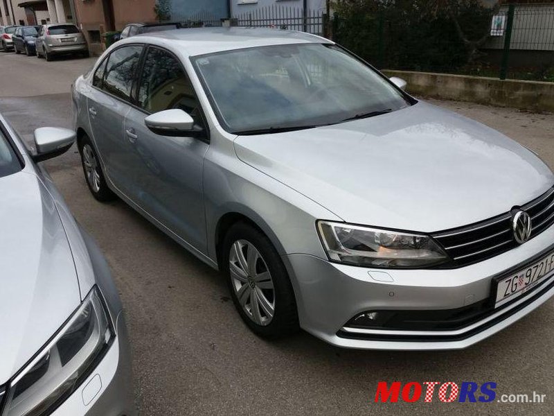 2015' Volkswagen Jetta 2,0 Tdi Bmt photo #1