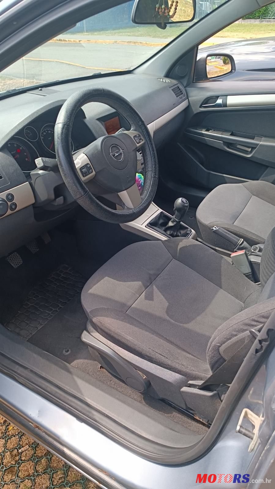 2008' Opel Astra 1,6 16V photo #2