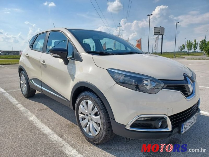 2017' Renault Captur Dci 90 photo #1