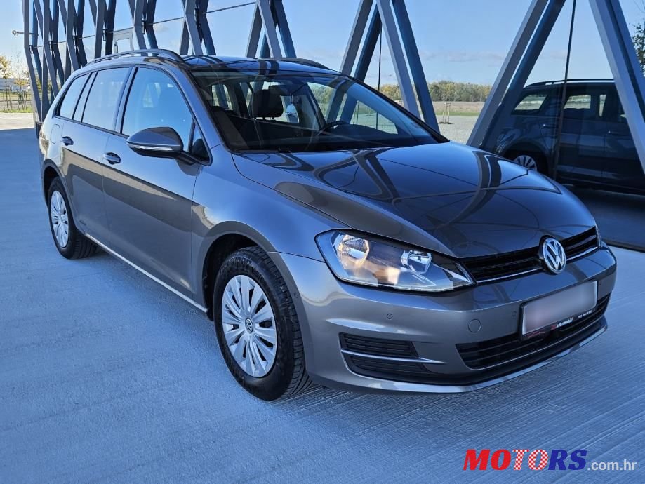2017' Volkswagen Golf 7 1,6 Tdi photo #2