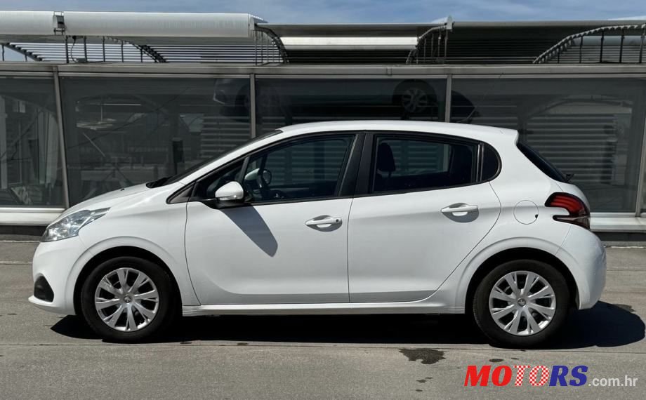 2017' Peugeot 208 1,6 Bluehdi photo #3