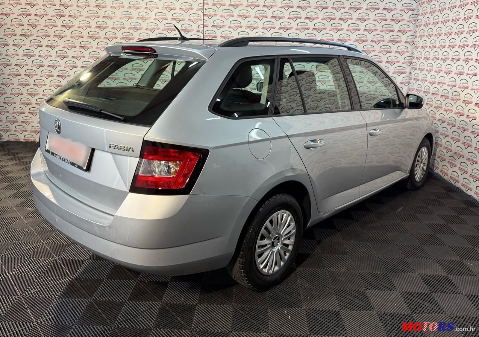 2018' Skoda Fabia Combi photo #5