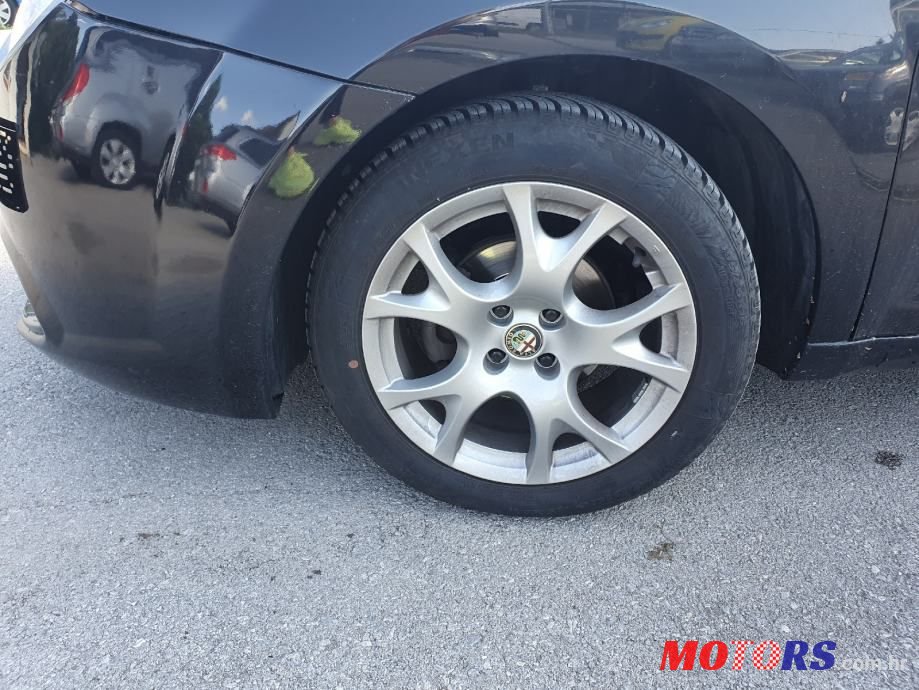 2009' Alfa Romeo MiTo 1,4 photo #4