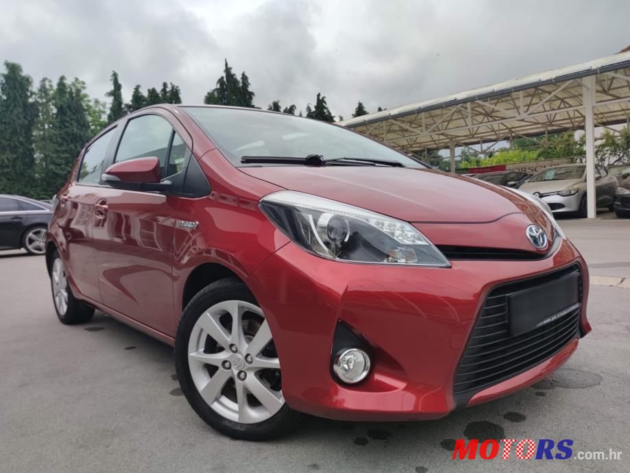 2013' Toyota Yaris 1,5 Vvt-I Sol photo #2