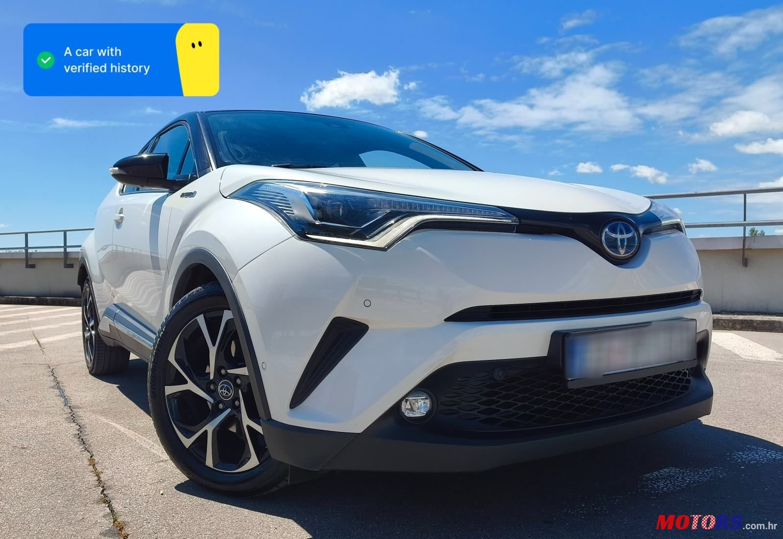 2019' Toyota C-HR 1,8 photo #1