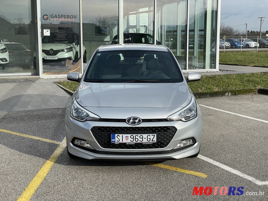 2018' Hyundai i20 1.2 photo #2