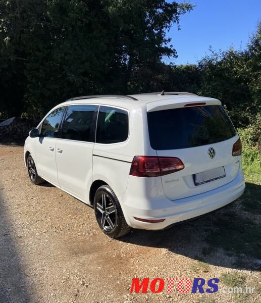 2016' Volkswagen Sharan 2,0 Tdi Bmt photo #5