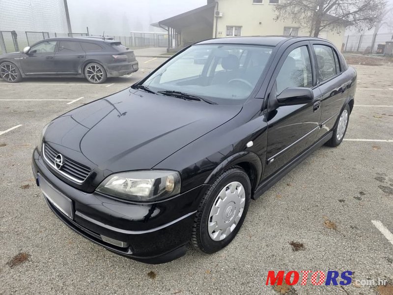 2003' Opel Astra 2.0 Dti photo #1