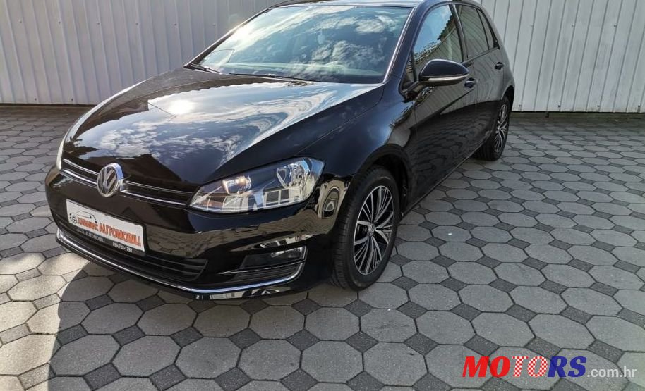 2016' Volkswagen Golf 7 1,6 Tdi Bmt photo #1