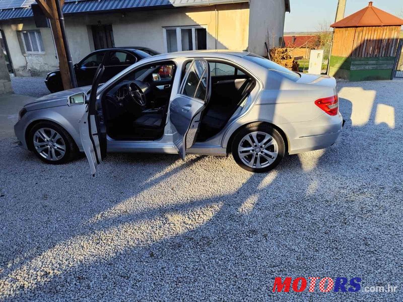 2012' Mercedes-Benz C-Klasa 200 Cdi photo #4