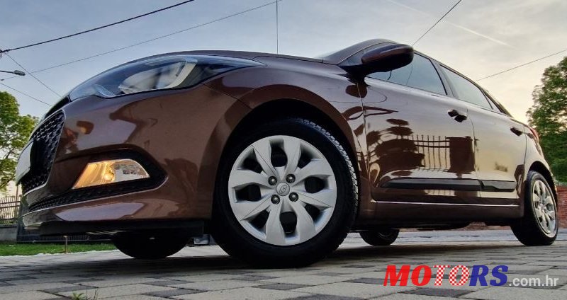 2016' Hyundai i20 1,25 photo #3