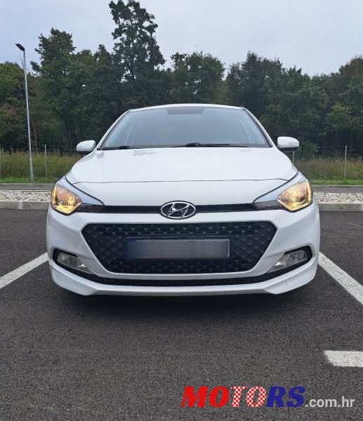 2017' Hyundai i20 1,1 Crdi photo #1