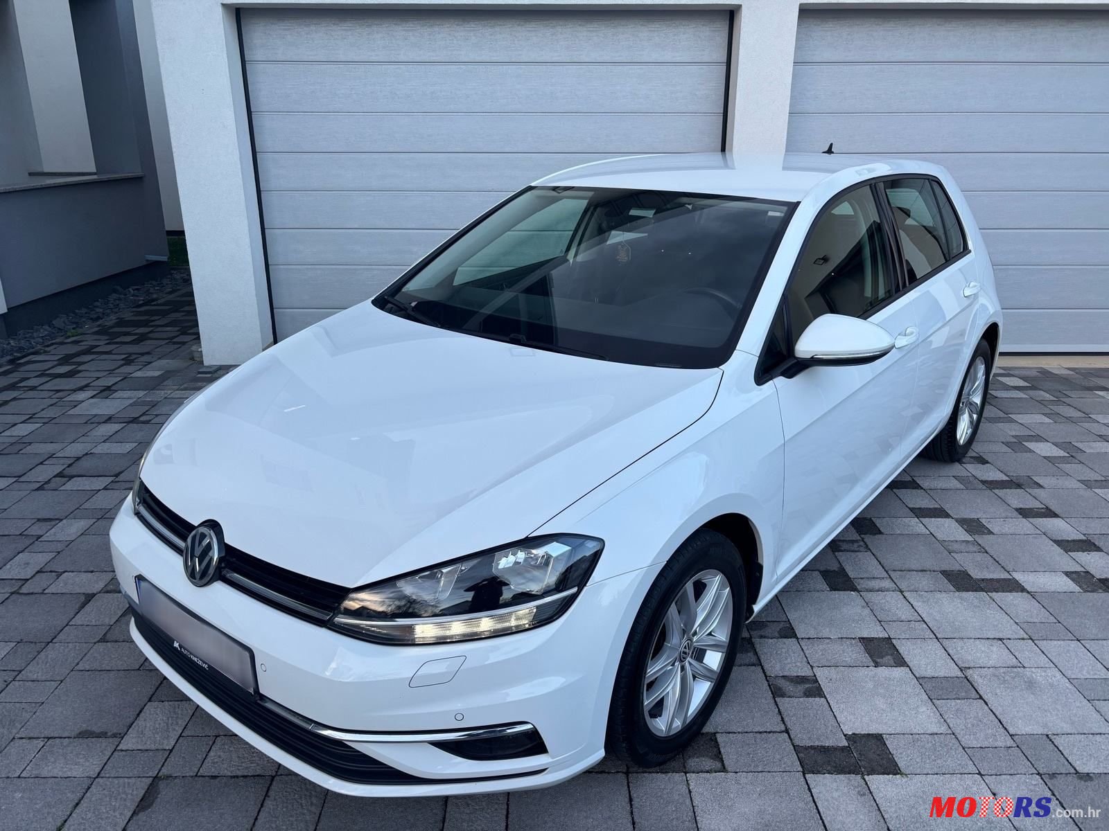 2017' Volkswagen Golf VII photo #1
