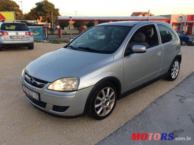 2004' Opel Corsa 1,7 Cdti photo #1