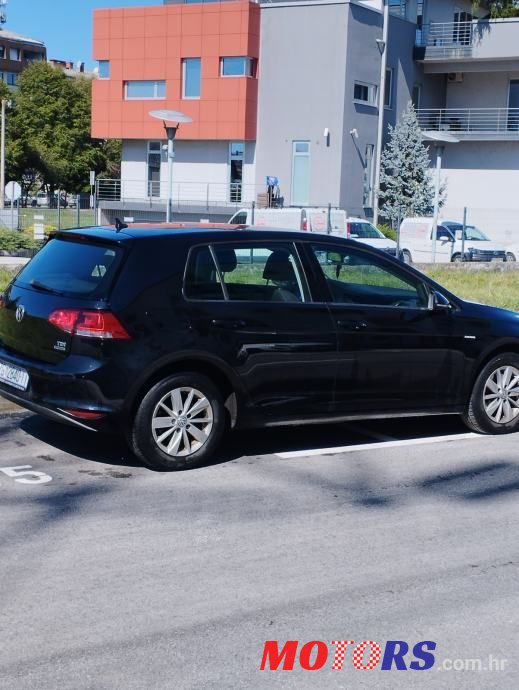 2014' Volkswagen Golf 7 photo #6