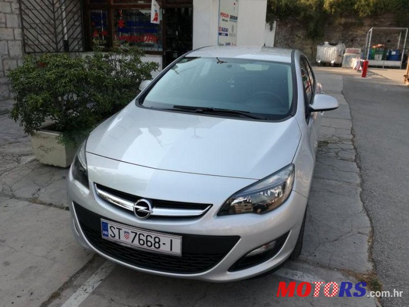 2015' Opel Astra 1,6 Cdti photo #2