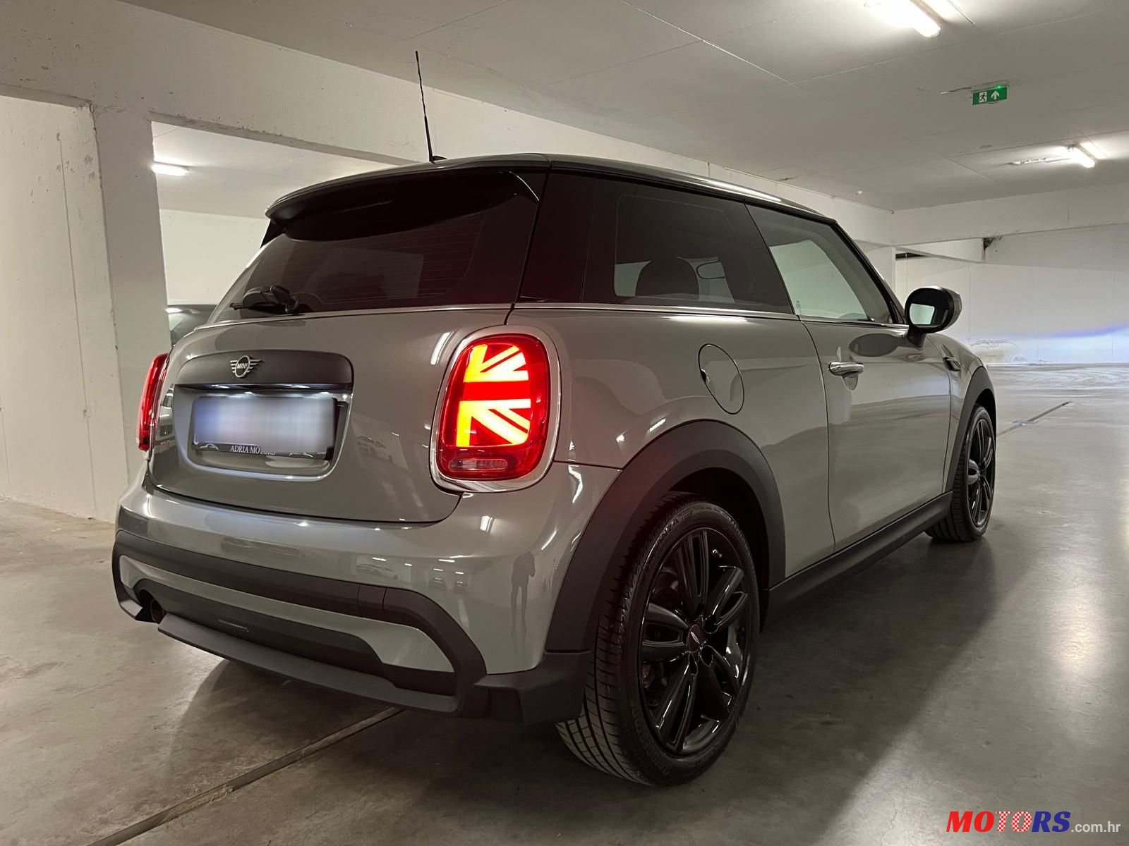 2021' MINI Cooper Mini One photo #3