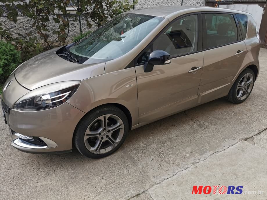 2013' Renault Scenic 1,6 Dci photo #1