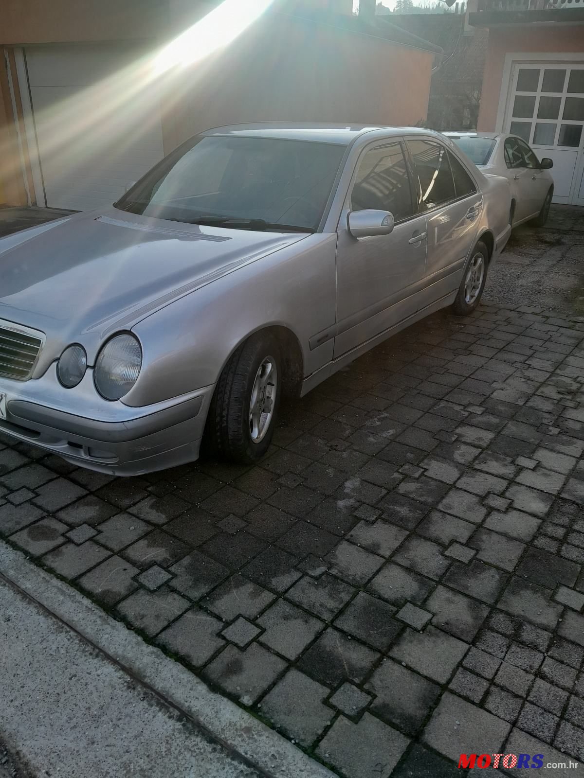 2001' Mercedes-Benz E-Klasa 200 photo #3