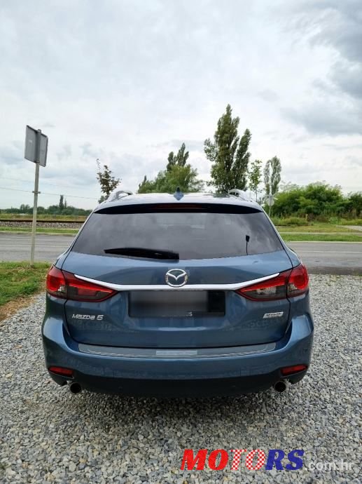 2013' Mazda 6 Sport Combi photo #5