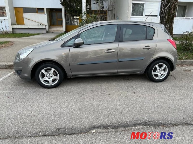 2010' Opel Corsa 1,3 Cdti photo #2