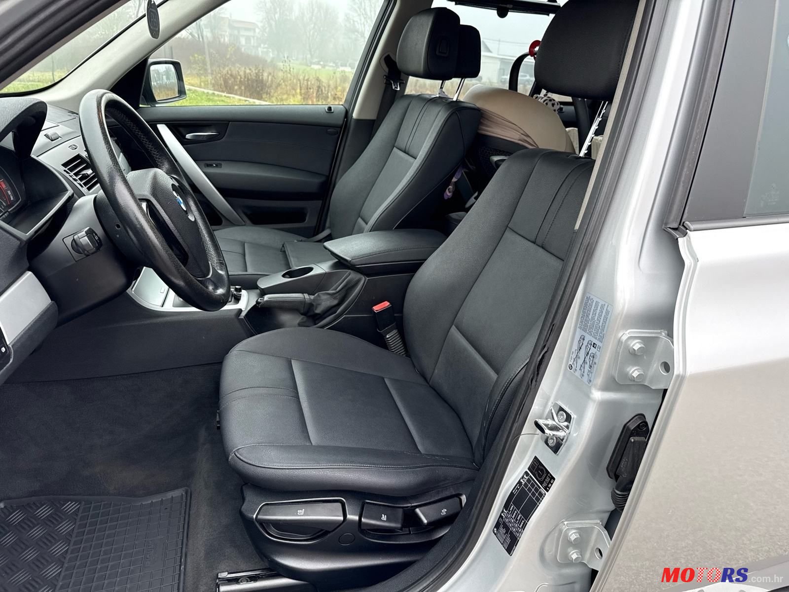 2009' BMW X3 Xdrive20D photo #6