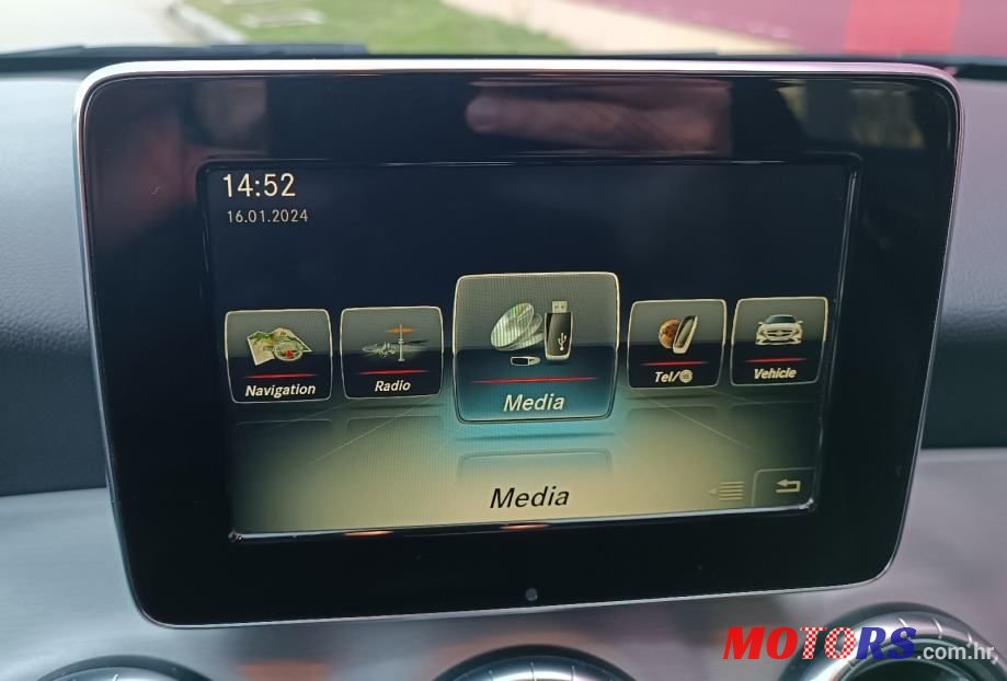 2015' Mercedes-Benz Cla Klasa 220 D Amg photo #2