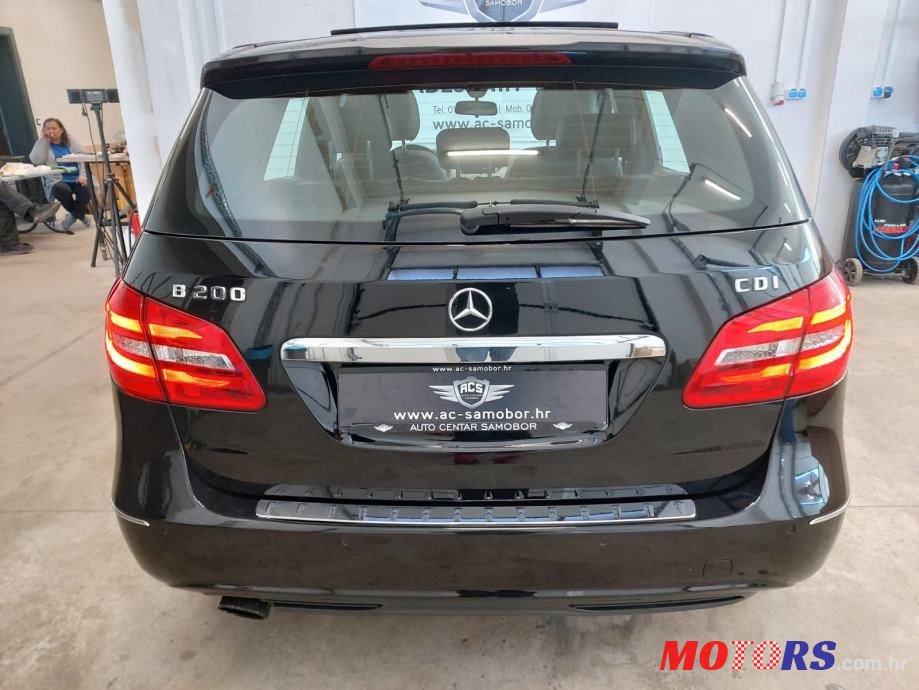 2012' Mercedes-Benz B-Klasa 200 Cdi photo #4