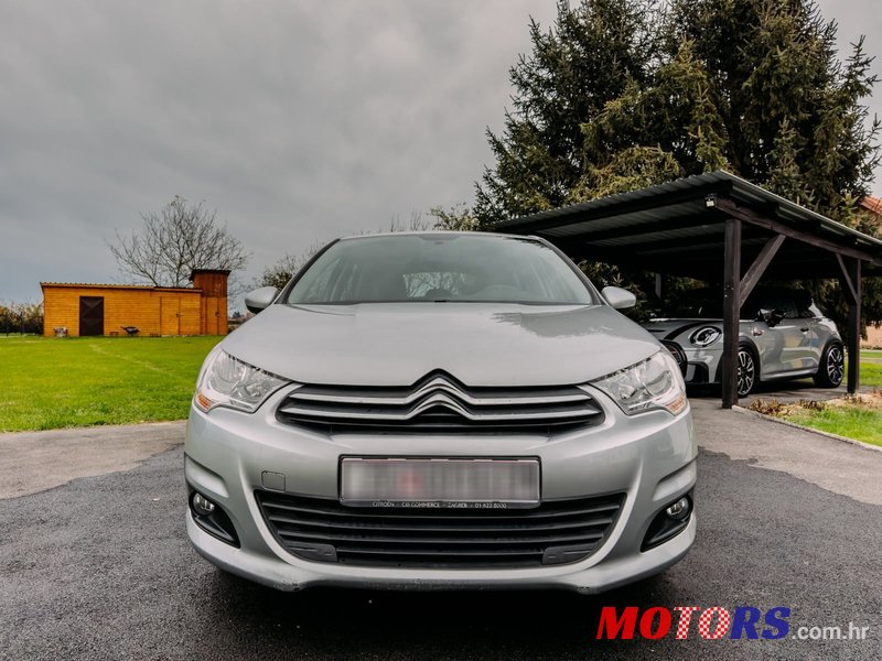 2011' Citroen C4 1,6 Vti photo #3