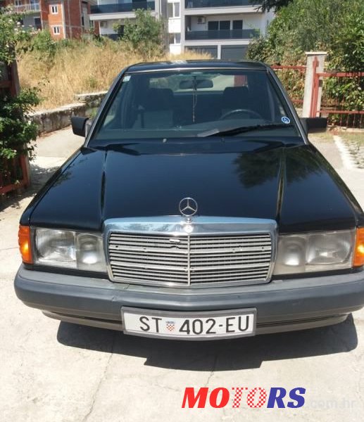1993' Mercedes-Benz 190 D photo #1